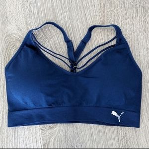 🍍3 for 25 🍍Navy PUMA Sports Bra